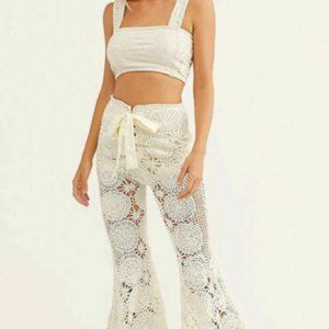 Free People Dragonfly Crochet Flare Pants. Size S.